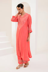 Sophisticated moonga silk kurta set