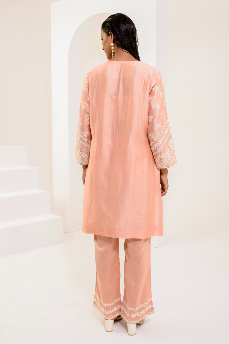 Sophisticated moonga silk kurta set