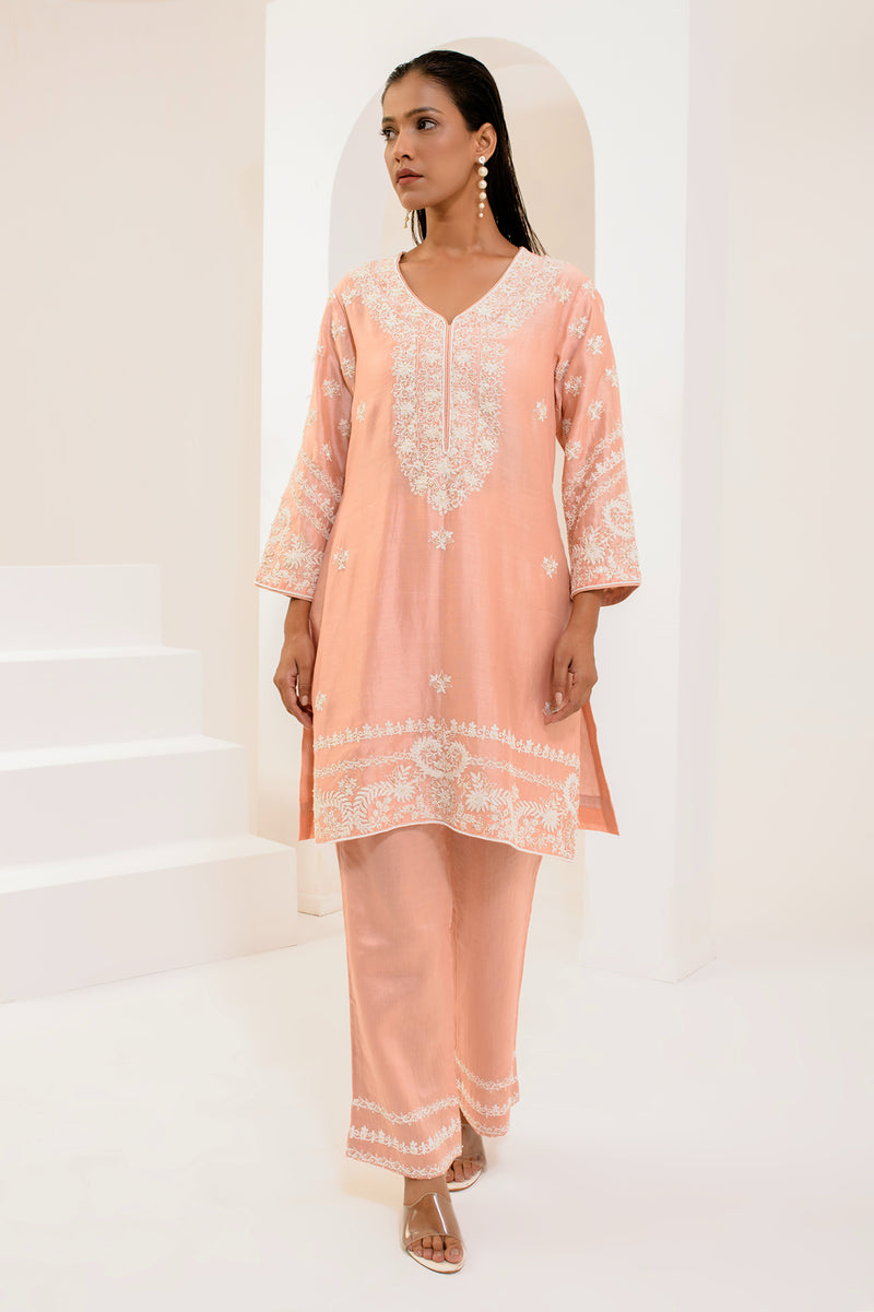 Sophisticated moonga silk kurta set